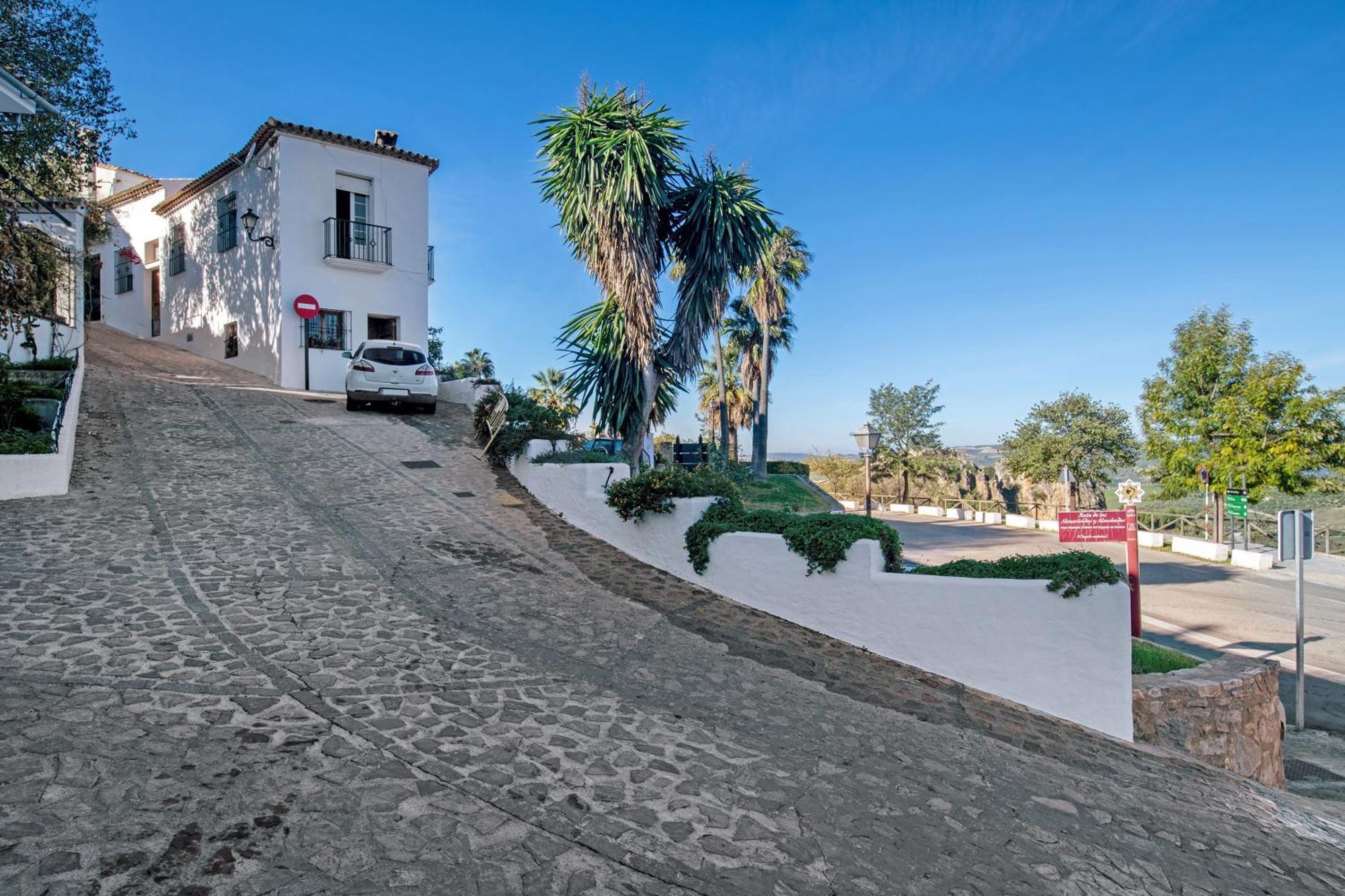 Hostal Casa Alucema Zahara De La Sierra Exterior foto